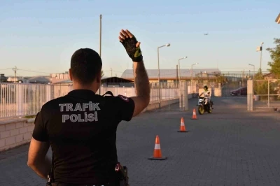 Siirt’te motosiklet kazalarını önlemeye yönelik eğitim düzenlendi
