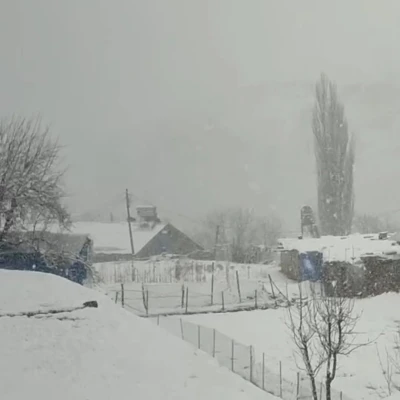 Siirt&rsquo;te nisan ayında kar s&uuml;rprizi
