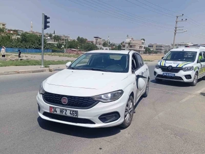 Siirt’te otomobil ile motokurye çarpıştı: 1 yaralı
