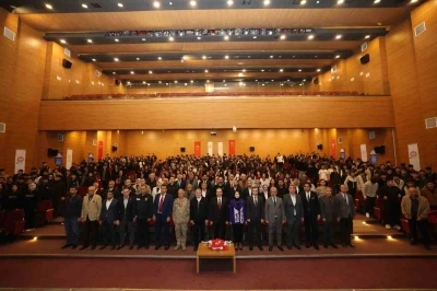 Siirt&rsquo;te "G&uuml;neş Hadisesi" s&ouml;yleşi programı d&uuml;zenlendi
