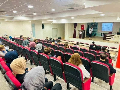 Siirt’te &quot;Klinik Rehberler ve Protokoller&quot; eğitimi
