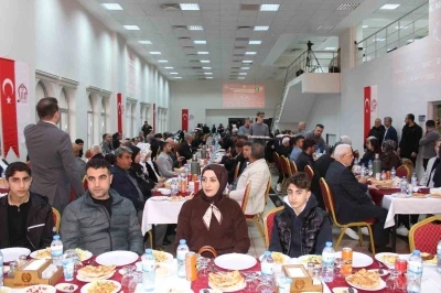 Siirt&rsquo;te şehit ve gazi aileleri onuruna iftar yemeği verildi
