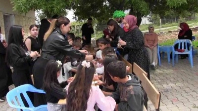 Siirt&rsquo;te &uuml;niversiteli &ouml;ğrencilerden &ouml;rnek &ccedil;alışma: K&ouml;y okulunu yenilediler