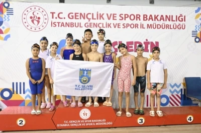 Silivri Belediyesi Spor Kulübü Yüzme Takımı, İstanbul’da 20 madalya kazandı
