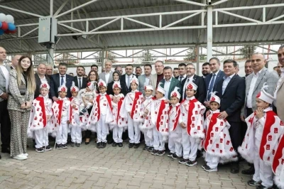 Simav&rsquo;da geleneksel b&uuml;y&uuml;k hayır ve toplu s&uuml;nnet t&ouml;reni d&uuml;zenlendi
