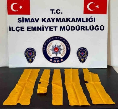 Simav&rsquo;da uyuşturucu operasyonu: 3 g&ouml;zaltı

