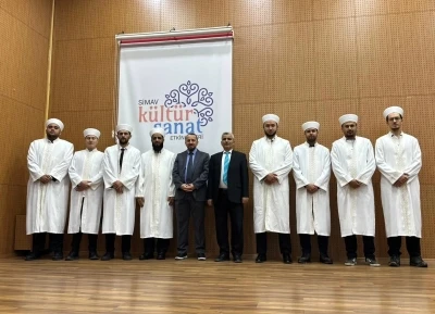 Simav&rsquo;da yeni din g&ouml;revlilerine c&uuml;bbe ve sarık giydirildi
