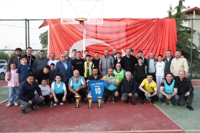 Simav&rsquo;ın Gılmanlar k&ouml;y&uuml;nde voleybol ş&ouml;leni
