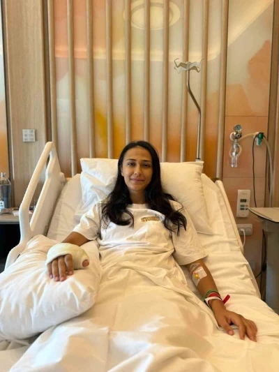 Simge Aköz, elinden operasyon geçirdi
