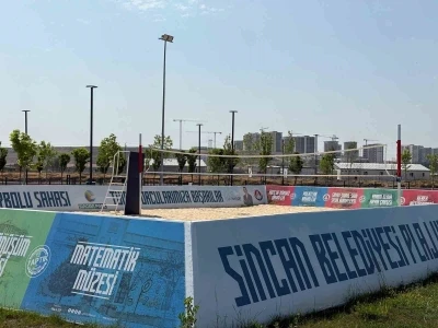 Sincan Belediyesi’nden Plaj Voleybol Turnuvası
