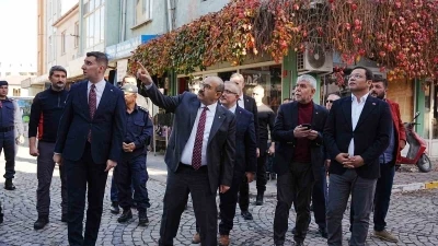 Sındırgı’da depremin yaraları sarılıyor
