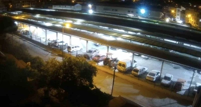 Sındırgı’da meydana gelen 4.8 büyüklüğündeki deprem kamerada
