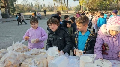 Sındırgı&rsquo;da "Yerli Malı Haftası" tarhana ve keşkekle şenlendi

