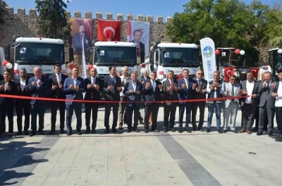 Sinop’a 12 yeni iş makinesi kazandırıldı
