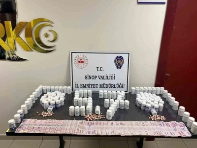 Sinop&rsquo;ta 6 bin 245 uyuşturucu hap ele ge&ccedil;irildi: 2 tutuklama

