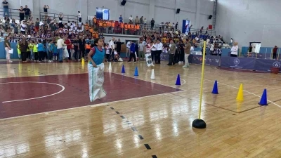 Sinop&rsquo;ta &ccedil;ocuklar geleneksel oyunlarla keyifli anlar yaşadı
