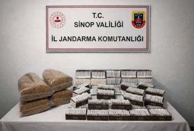 Sinop&rsquo;ta ka&ccedil;ak t&uuml;t&uuml;n operasyonu: 20 kilo t&uuml;t&uuml;n, 10 bin adet makaron ele ge&ccedil;irildi
