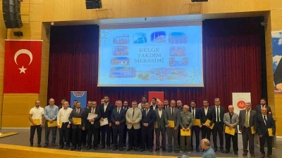 Sinop&rsquo;ta &ouml;rnek cami bah&ccedil;elerine başarı belgesi
