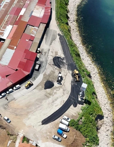 Sinop&rsquo;ta pazar yoğunluğuna otoparklı &ccedil;&ouml;z&uuml;m

