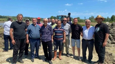 Sinop&rsquo;ta sulama hattı patladı, &ccedil;eltik &uuml;reticisi tepki g&ouml;sterdi
