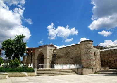 Sinop&rsquo;taki 3 tarihi yapı k&uuml;t&uuml;phane oluyor
