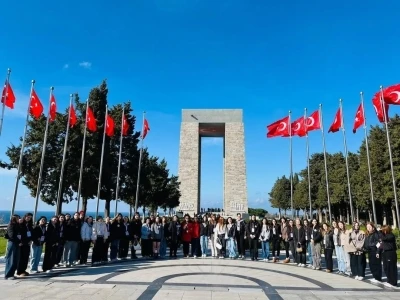 Sinoplu &ouml;ğrenciler &Ccedil;anakkale ruhunu yerinde yaşadı

