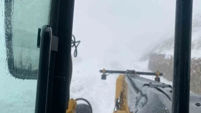 Şırnak beyaza büründü, Habur Çayı debisi yükseldi

