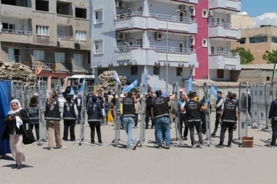 Şırnak&rsquo;ta 1 Mayıs halaylarla kutlandı

