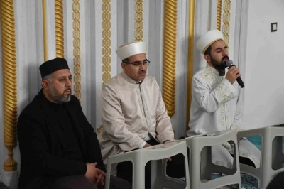 Şırnak&rsquo;ta asrın felaketinin yıl d&ouml;n&uuml;m&uuml;nde deprem şehitleri dualarla yad edildi
