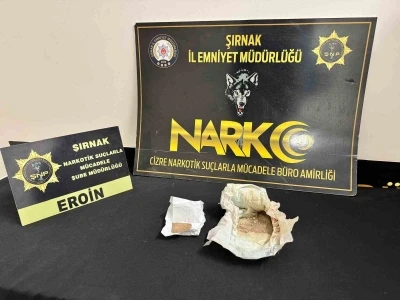 Şırnak&rsquo;ta &ccedil;ocuk bezine gizlenmiş eroin ele ge&ccedil;irildi: 1 g&ouml;zaltı
