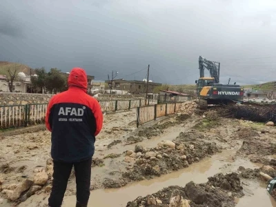 Şırnak&rsquo;ta dereler taştı: &Ccedil;ok sayıda konut ve ahır zarar g&ouml;rd&uuml;
