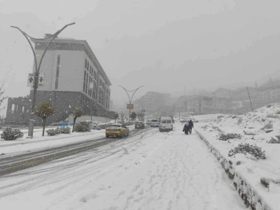 Şırnak&rsquo;ta eğitime kar engeli
