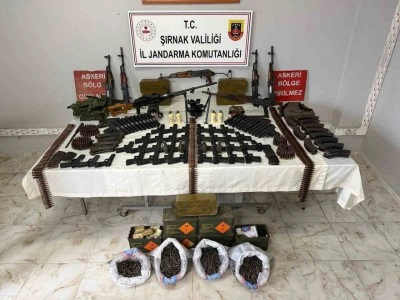 Şırnak&rsquo;ta jandarma ekipleri cephanelik ele ge&ccedil;irdi: 20 tutuklama