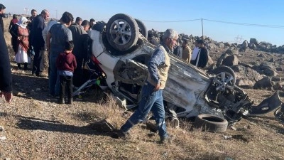 Şırnak'ta otomobil ile hafif ticari araç çarpıştı: 7 yaralı