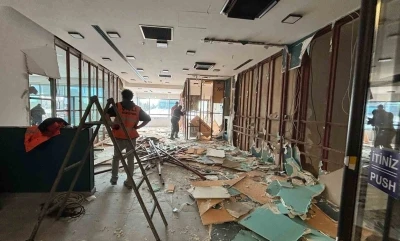 Şişli’de kaçak yapılar tek tek yıkılıyor
