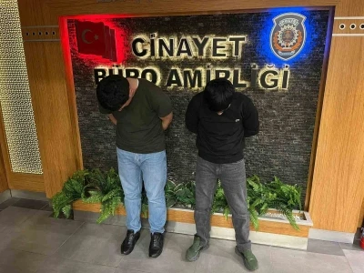 Şişli&rsquo;de kesik baş cinayetinde 2 zanlı yurt dışına ka&ccedil;arken yakalandı
