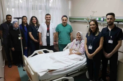 Sivas Devlet Hastanesi doktorlarından büyük başarı
