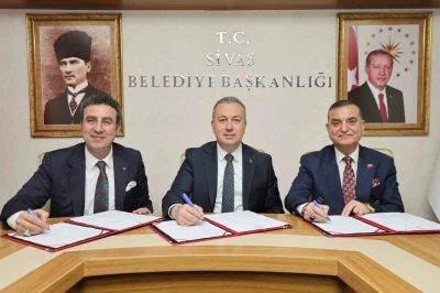 Sivas esnafına yakışacak yeni hizmet binası i&ccedil;in imzalar atıldı

