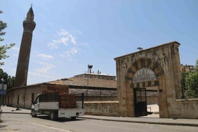 Sivas İl Müftüsü Limon: &quot;Ulu Cami restorasyonu yaklaşık 3 yıl sürecek&quot;
