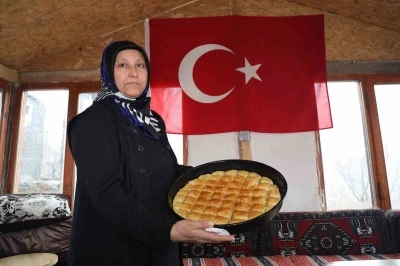 Sivas&rsquo;ın unutulmaya y&uuml;z tutmuş asırlık lezzeti: "Unlu baklava" sofralarda yeniden yer alıyor

