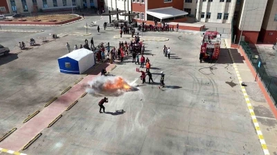 Sivas Numune Hastanesinde gerçeğini aratmayan tatbikat
