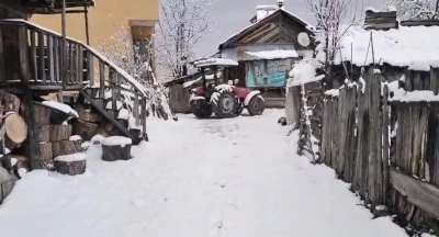 Sivas şaşırtmadı: Mayıs ayının başında kar yine y&uuml;z&uuml;n&uuml; g&ouml;sterdi
