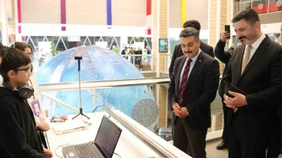 Sivas&rsquo;ta bilim r&uuml;zgarı esti
