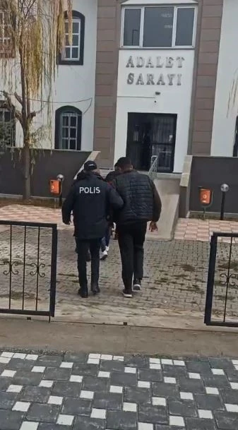 Sivas’ta çaldıkları Kangal köpekleriyle Kayseri’de yakalandılar
