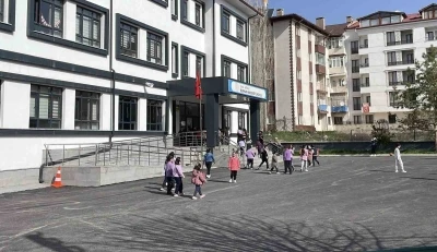 Sivas&rsquo;ta eğitim sendikalarının iş bırakma &ccedil;ağrısı karşılık bulmadı
