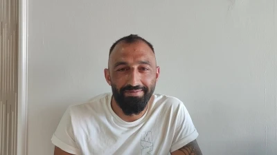 Sivas&rsquo;ta fıkralara konu olacak olay, balık ağaca &ccedil;ıktı
