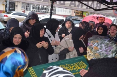 Sivas&rsquo;ta g&ouml;&ccedil;&uuml;k altında can veren şantiye m&uuml;d&uuml;r&uuml;, Bafra&rsquo;da defnedildi
