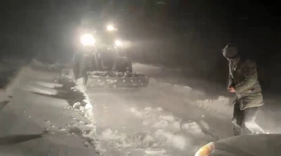 Sivas&rsquo;ta kar ve tipi ulaşımda aksamalara neden oldu
