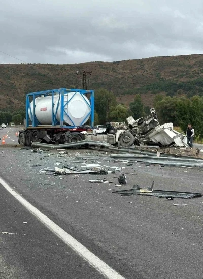 Sivas’ta otobüs kazası, 3’ü ağır 18 yaralı
