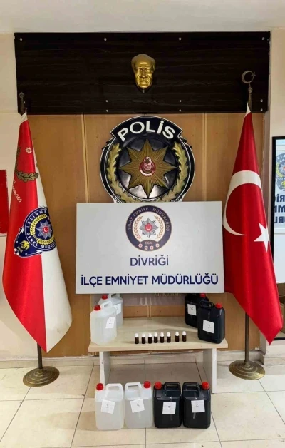 Sivas&rsquo;ta polis ekipleri sahte alkole ge&ccedil;it vermedi
